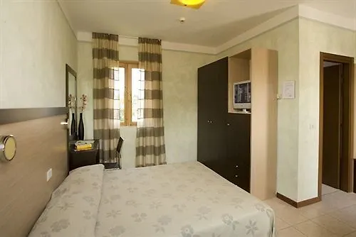 Hotel La Pace Forte dei Marmi 3*,  Italy