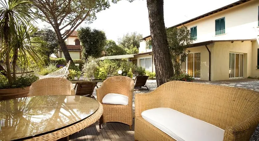 פורטה דיי מארמי Hotel La Pace 3*, פורטה דיי מארמי