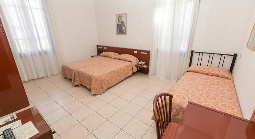 פורטה דיי מארמי Hotel La Pace