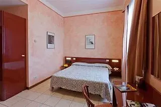 פורטה דיי מארמי Hotel La Pace 3*, פורטה דיי מארמי