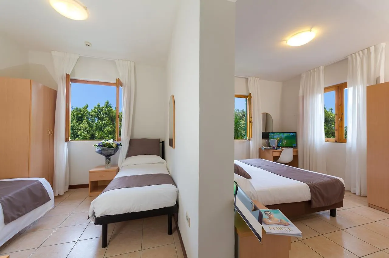 פורטה דיי מארמי Hotel La Pace