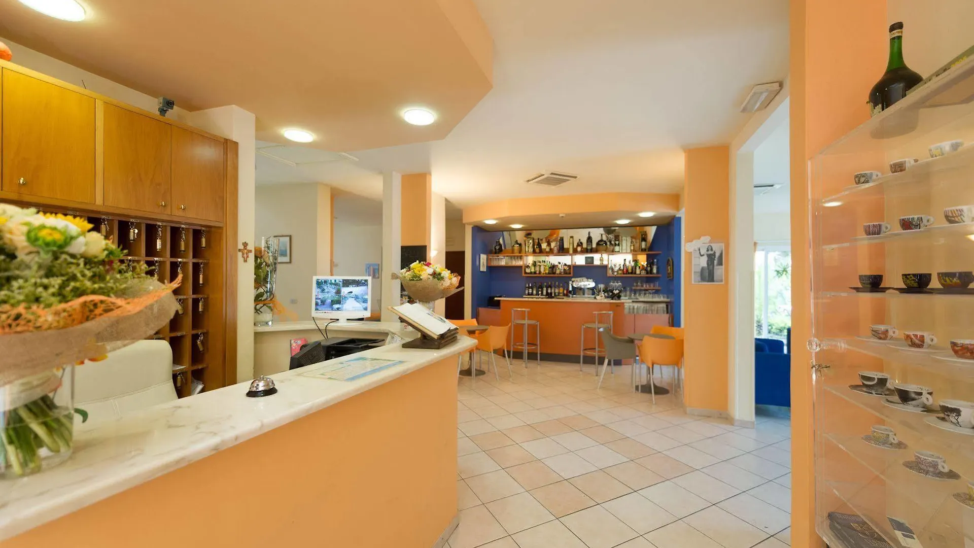 פורטה דיי מארמי Hotel La Pace 3*, פורטה דיי מארמי